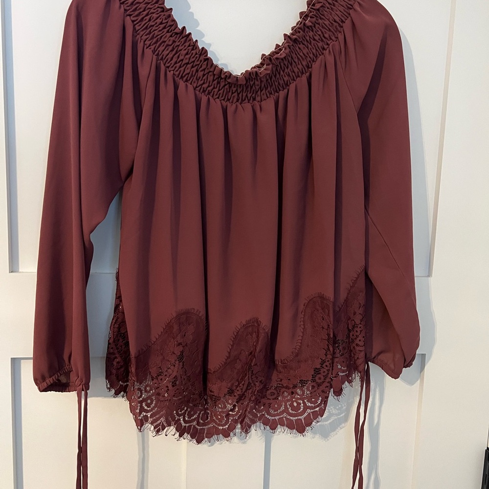 Elegant Burgundy Lace Trim Women's Top